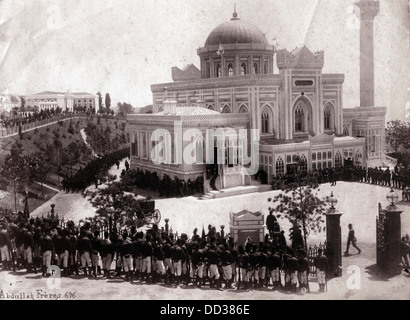 Le Selamlik (Sultan's procession à la mosquée) à la mosquée Hamidiye Yıldız, Istanbul, Turquie, ca 1880, par Abdullah Freres Banque D'Images