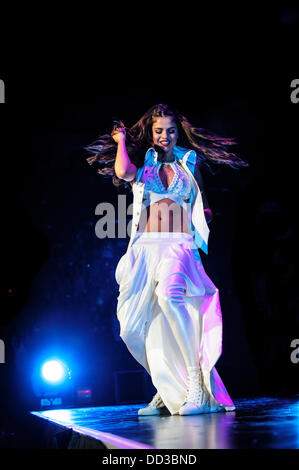 Toronto, Ontario, Canada. Août 24, 2013. SELENA GOMEZ effectuée sold out show à l'Air Canada Centre de Toronto pour son 'Stars' Danse Tour 2013 : Crédit d'Vidyashev ZUMAPRESS.com/Alamy Igor/Live News Banque D'Images