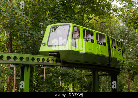 Le monorail au National Motor Museum de Beaulieu à Beaulieu , Hampshire , Angleterre , Angleterre , Royaume-Uni Banque D'Images