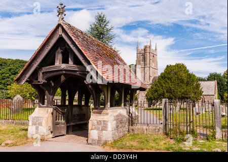 L'église paroissiale de Saint Jacques en Avebury Wiltshire , , Angleterre , Bretagne , France Banque D'Images