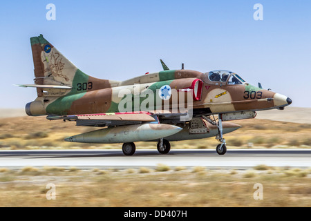 De l'air israélienne (IAF) Mcdonnell-Douglas A-4 Skyhawk (Ayit) fighter jet Banque D'Images