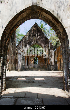 Ruines de l'église presbytérienne à l'île de Ross, Andaman et Nicobar. Banque D'Images