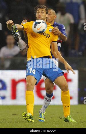 Gênes, Italie. Août 24, 2013. Seriea une ligue de football. La Sampdoria contre la Juventus. Fernando Llorente Juventus Sampdoria Angelo Palombo o : Action Plus Sport/Alamy Live News Banque D'Images