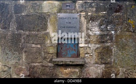 Un fort pour le parking de la place du marché de Ripon, North Yorkshire, Angleterre Banque D'Images