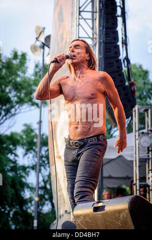 Toronto, Ontario, Canada. Août 25, 2013. IGGY POP et les Stooges intitulé Riot Fest à Toronto Crédit : Igor Vidyashev ZUMAPRESS.com/Alamy/Live News Banque D'Images