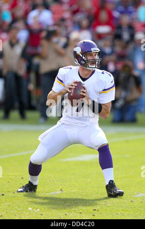 San Francisco, CA, USA.A. Août 25, 2013. 25 Août 2013 : Minnesota Vikings quarterback Christian réfléchir au cours de l'action contre les 49ers dans un match pré-saison de la NFL à Candlestick Park de San Francisco, CA. Les Niners ont affiché une victoire 34-14. Credit : csm/Alamy Live News Banque D'Images