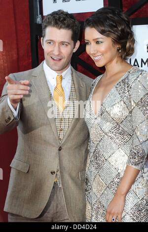 Culver City, CA, USA. Août 25, 2013. Matthew Morrison, Renee Puente aux arrivées de COMEDY CENTRAL Roast de James Franco, les studios Culver, Culver City, CA, USA, 25 août 2013. Credit : Sara Cozolino/Everett Collection/Alamy Live News Banque D'Images