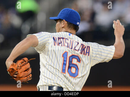 Daisuke Matsuzaka (Mets), le 23 août 2013 - MLB : Daisuke Matsuzaka les Mets de New York emplacements au cours de la Major League Baseball match contre les Tigers de Détroit au Citi Field à Flushing, New York, United States. (Photo de bla) Banque D'Images