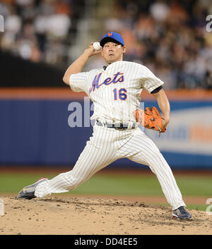 Daisuke Matsuzaka (Mets), le 23 août 2013 - MLB : Daisuke Matsuzaka les Mets de New York emplacements au cours de la Major League Baseball match contre les Tigers de Détroit au Citi Field à Flushing, New York, United States. (Photo de bla) Banque D'Images