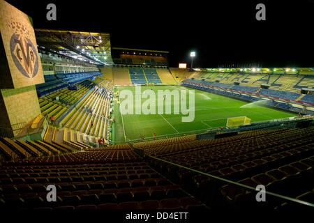 L'Estadio El Madrigal, le 24 août 2013 - Football / Soccer : vue générale, Espagnol Primera Division 'Liga BBVA (Espanola)' match entre Villarreal CF 2-1 Real Valladolid à l'Estadio El Madrigal, Villarreal en Espagne. (Photo par Enrico Calderoni/AFLO SPORT) Banque D'Images