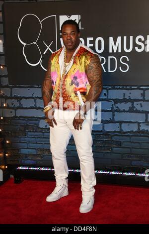 Brooklyn, New York, USA. Août 25, 2013. Le rappeur américain Busta Rhymes arrive sur le tapis rouge pour les MTV Video Music Awards au Barclays Center de Brooklyn, New York, USA, 25 août 2013. Photo : Hubert Boesl/dpa/Alamy Live News Banque D'Images