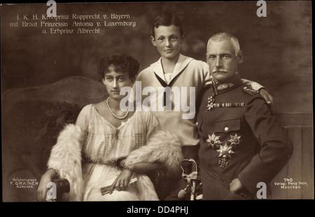 Ak I.K.H. Le Kronprinz Rupprecht c. Bayern, Prinzessin Antonia, Erbprinz Albrecht ; Banque D'Images