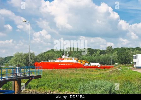 Les nouveaux navires au chantier naval. Les Pays-Bas Banque D'Images