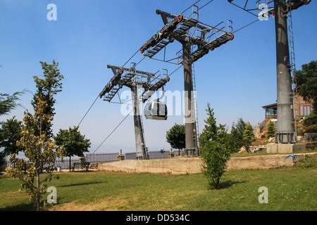 Dajti ekspres, le funiculaire de Tirana en Albanie, qui relie la ville à mont Dajti Banque D'Images