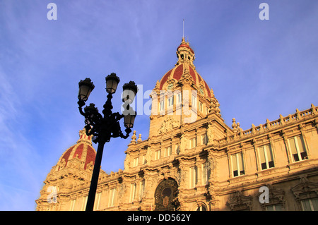 A Coruna Town Hall et bâtiment Conseil, Maria Pita Square, Galice, Espagne Banque D'Images