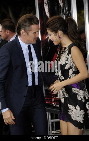 Los Angeles, CA. Août 26, 2013. Ethan Hawke, Selena Gomez aux arrivées de GETAWAY Premiere, Regency Village Theatre à Westwood, Los Angeles, CA, 26 août 2013. Crédit : Michael Germana/Everett Collection/Alamy Live News Banque D'Images