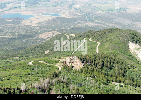 La route de Lands End view point sur Grand Mesa à Grand Junction dans le Colorado. Banque D'Images