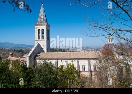 Une vue de la cathédrale de Spolète. L'Ombrie. Italie Banque D'Images