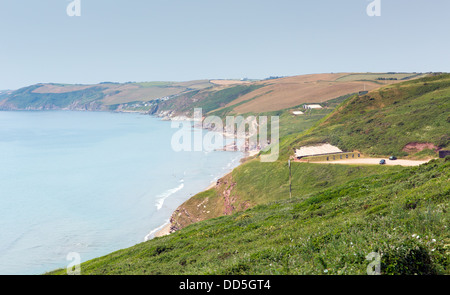 Vue depuis la côte de Whitsand Bay Cornwall England UK direction de Looe Banque D'Images