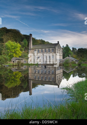 Gibson Mill dans Hardcastle Crags nature park, Hebden Bridge, West Yorkshire, Calderdale Banque D'Images