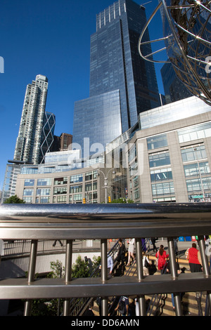 ENTRÉE DU MÉTRO DEUTSCHE BANK CENTER (©SOM 2004) COLUMBUS CIRCLE MIDTOWN MANHATTAN NEW YORK CITY USA Banque D'Images