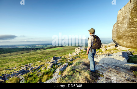 Randonnées à Kilmar Toor sur Bodmin Moor en Cornouailles Banque D'Images