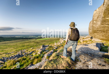 Randonnées à Kilmar Toor sur Bodmin Moor en Cornouailles Banque D'Images