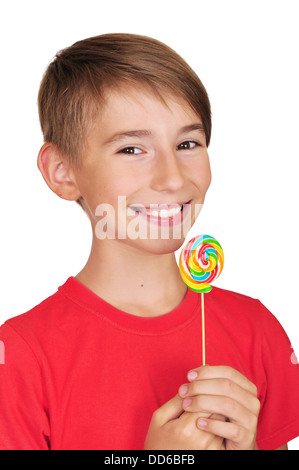 Portrait de beau garçon joyeux avec des bonbons isolé sur fond blanc Banque D'Images