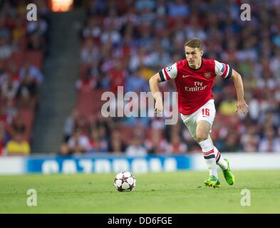 Londres, Royaume-Uni. 27 août, 2013. Aaron Ramsey d'Arsenal au cours de la deuxième manche de la Ligue des Champions entre Arsenal et Fenerbahce Qualificatif de l'Emirates Stadium. Credit : Action Plus Sport/Alamy Live News Banque D'Images