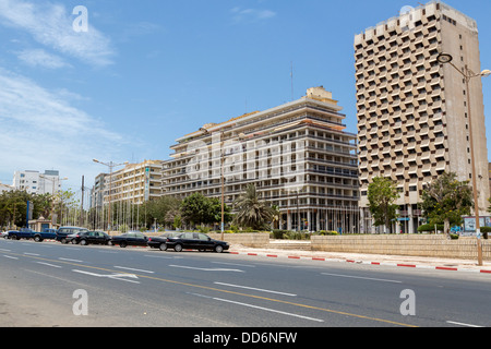 Dakar, Sénégal. Les immeubles de bureaux, la place de l'indépendance, Place de l'indépendance. Banque D'Images