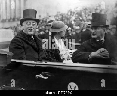 Le président Franklin et Eleanor Roosevelt en 1933 procession inaugurale. (BSLOC 2013 5 100) Banque D'Images