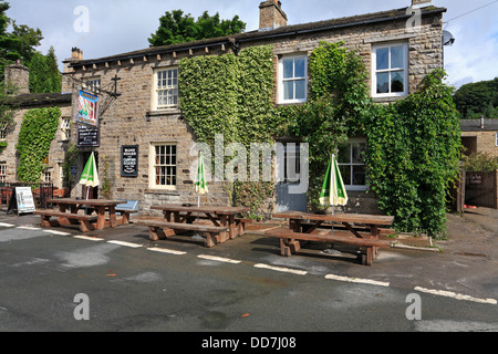 Green Dragon Inn de Hardraw, entrée à Hardraw Force, Yorkshire du Nord, Yorkshire Dales National Park, England, UK. Banque D'Images