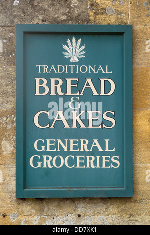 Les épiciers général boutique sign, Guiting Power, Gloucestershire, Angleterre Banque D'Images