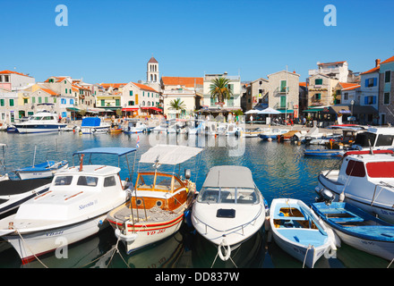 La ville de Vodice en Croatie Banque D'Images