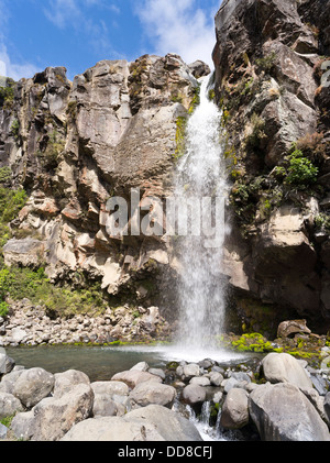 Dh Parc national de Tongariro Nouvelle-zélande TARANAKI FALLS Cascade Ruisseau Wairere Banque D'Images