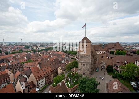 Vue depuis la tour Sinwell Sinwellturm (Kaiserburg) sur à Nuremberg, Bavière, le 11 juillet 2013. Banque D'Images