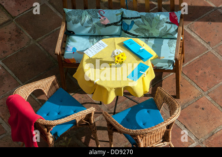 Restaurant tables et chaises, Mijas, Espagne Banque D'Images