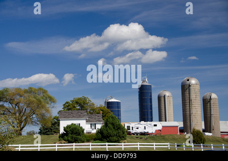 Au Wisconsin, le comté de porte, Sturgeon Bay. La colline de Schopf Dairy Banque D'Images