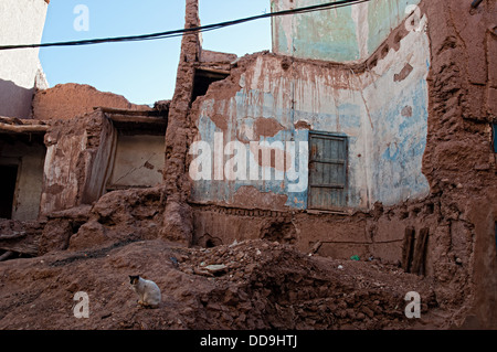 Les maisons en pisé en ruine dans le mellah (quartier juif), Ouarzazate, Maroc Banque D'Images