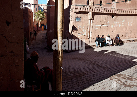 La vie quotidienne dans le mellah (quartier juif). Ouarzazate, Maroc Banque D'Images