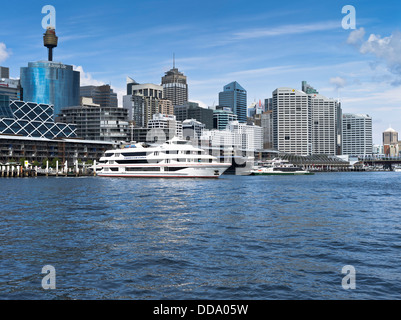 Dh de Darling Harbour à Sydney Australie Croisières Captain Cook Sydney 2000 Sydney Harbor Cruises croisière ville Banque D'Images