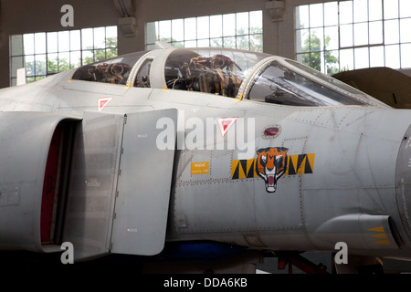 Ex-RAF chasseurs de météorites à l'Imperial War Museum Duxford. Banque D'Images