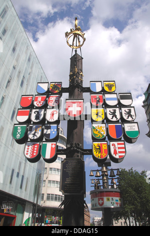 Arbre généalogique cantonales en tribunal suisse Leicester Square Londres Banque D'Images