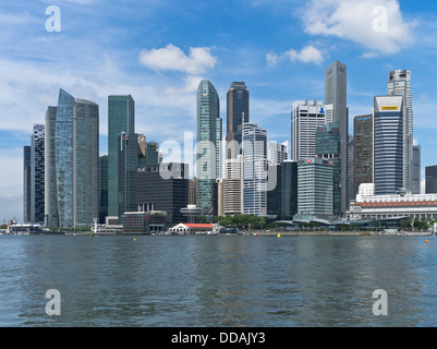 dh Marina Bay gratte-ciels modernes AU CŒUR DE LA ville DE SINGAPOUR la tour d'asie bloque le quartier des affaires de jour skyscraper architecture Banque D'Images