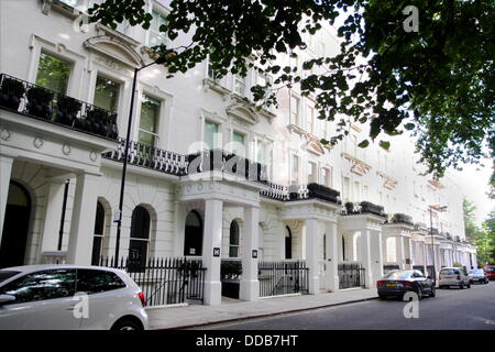 Londres, Royaume-Uni. Août 30, 2013. Un ancien haut A-list boutique hotel sera réaménagée en appartements de luxe. L'Hôtel Hempel dans Hyde Park (photo) est la vente aux enchères la totalité de son contenu, y compris le lit les Beckhams dormi et Michael Jackson's de toilettes. Les Beckhams' lit dans la lionne Suite est l'un des éléments de la star vente aux enchères, qui a lieu le 12 septembre de cette année. David et Victoria Beckham ont été souvent invités à l'hôtel, un favori des célébrités star depuis son ouverture. Crédit : Tony Henshaw/Alamy Live News Banque D'Images