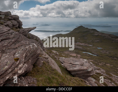 La vue sur les îles Summer de Beinn nan Caorach, Highlands, Scotland UK Banque D'Images