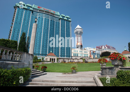 Jardins de l'hôtel NIAGARA FALLS SHERATON ONTARIO CANADA Banque D'Images