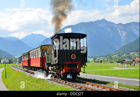 Achensee Achensee, narrow gauge steam cog railway, Jenbach, doyen mondial des locomotives à vapeur cog. Banque D'Images