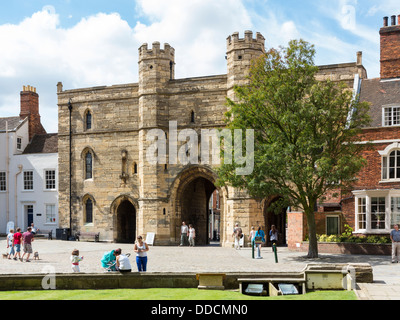 Le 14e siècle porte l'Échiquier, Lincoln, Angleterre Banque D'Images