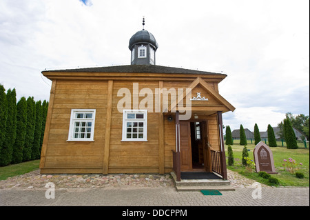 Bohoniki village, une communauté tartare musulmane en Pologne orientale, avec une mosquée en bois et un cimetière. Banque D'Images